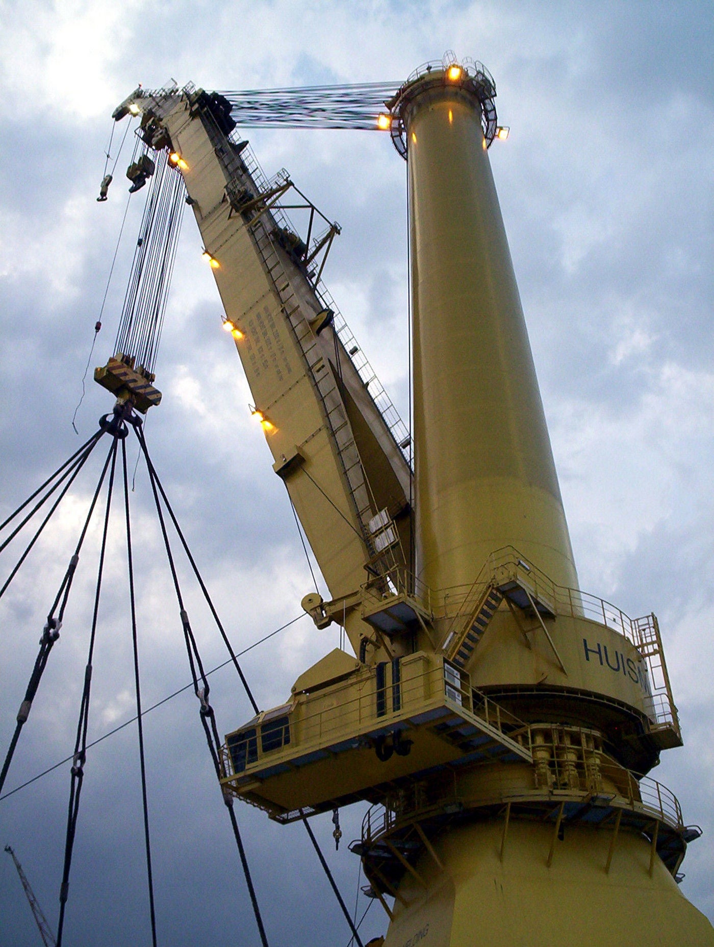 huisman crane 