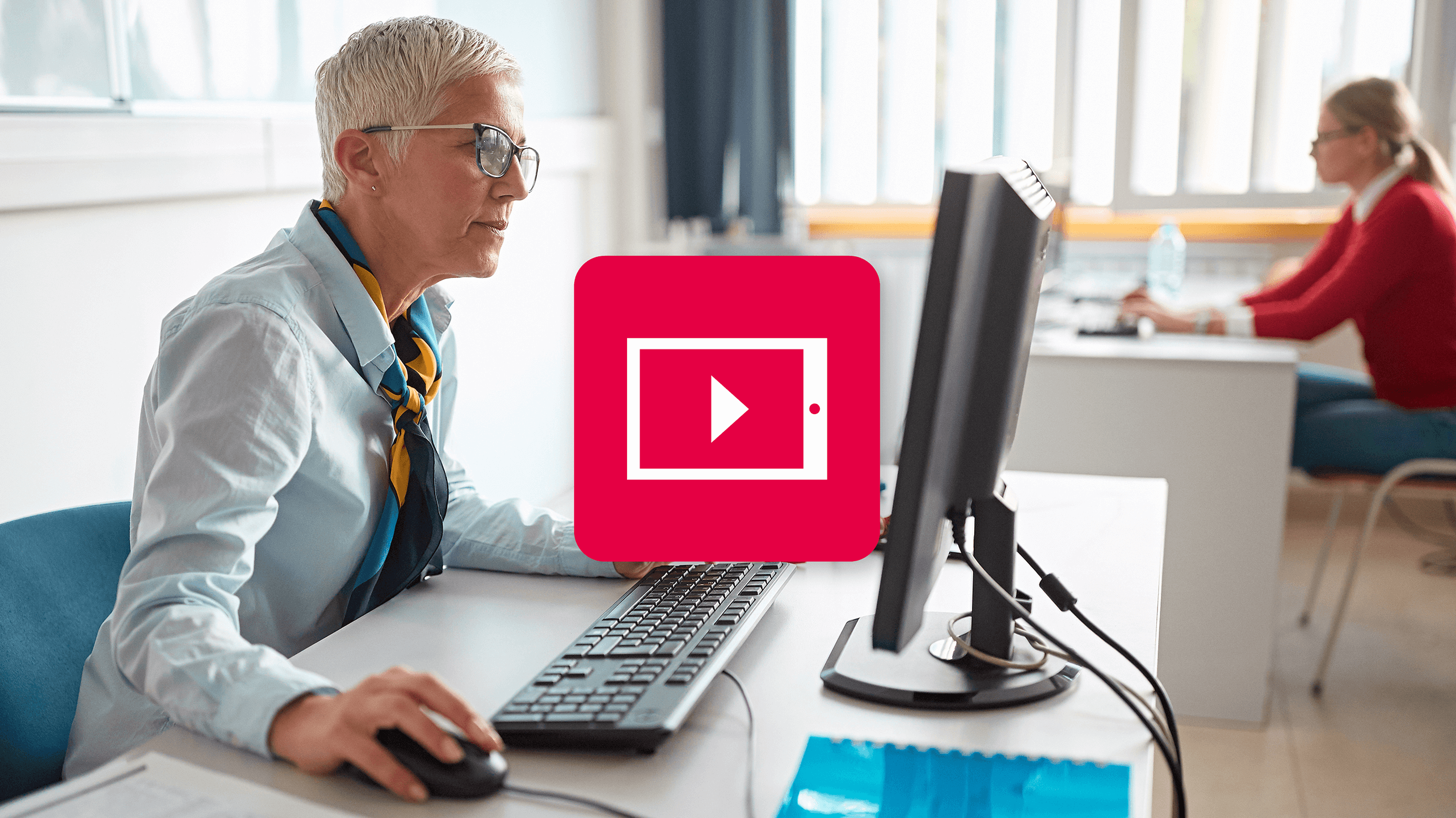 teacher-with-eplan-education-classrooms-learning-materials