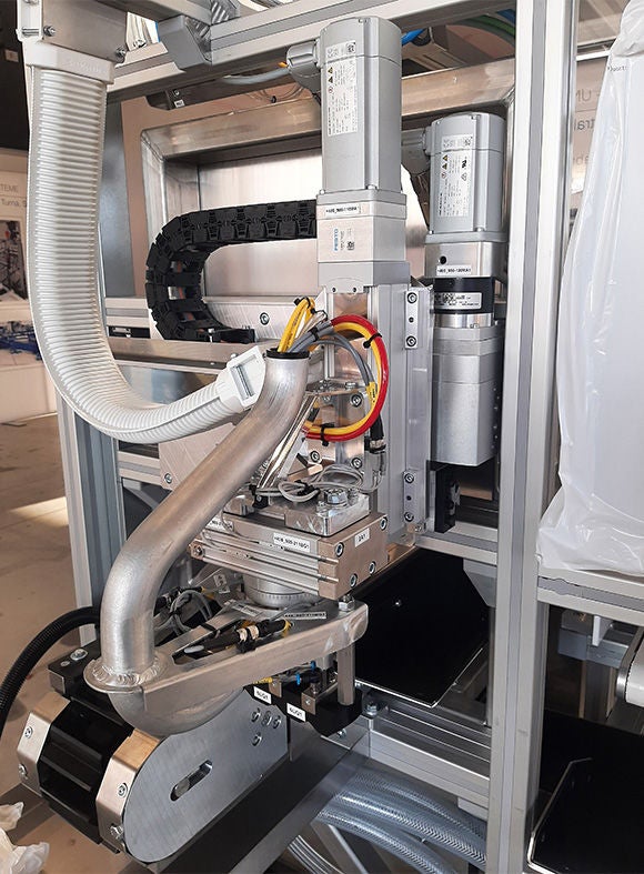 Transfer unit for handling medical bottles