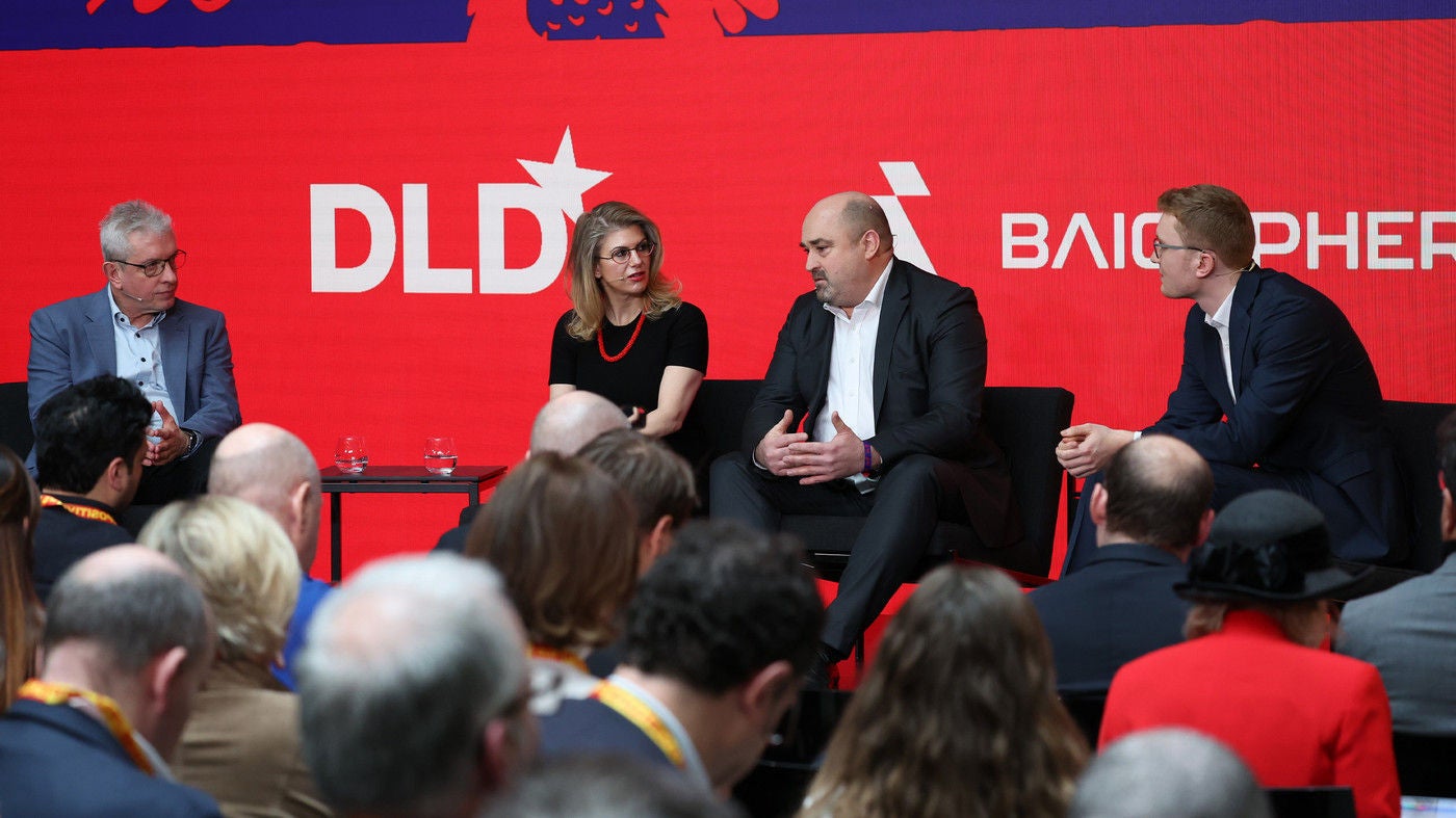 Sebastian Seitz, together with thought leaders from the industry, at the DLD Conference 2025